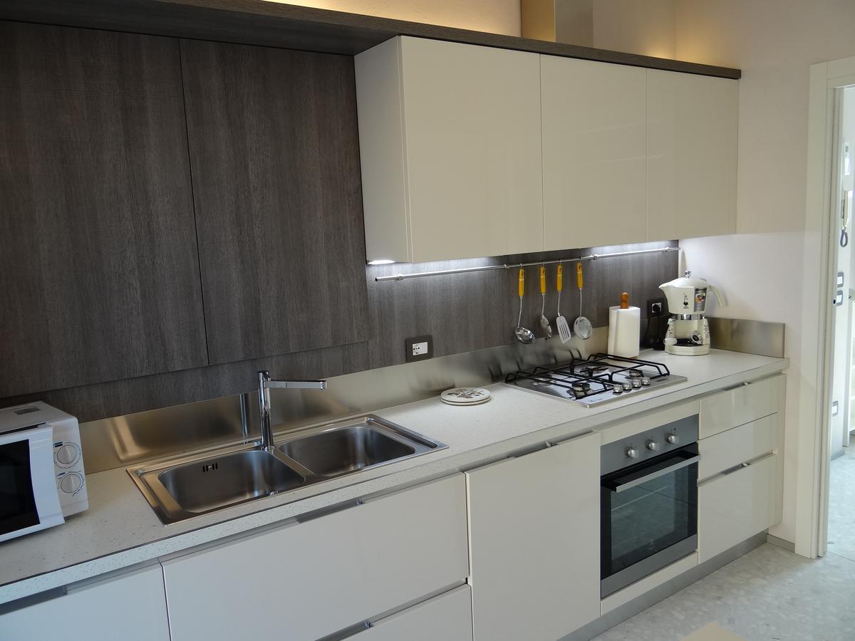 Theater Verona Luxury Apartment Luaran gambar